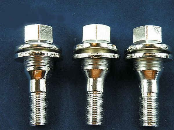 Śruba 12x1,25 Peugeot łeb 17,5 mm