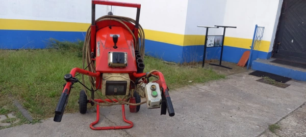 Elektryczny klucz do odkręcania kół DELTA 2000