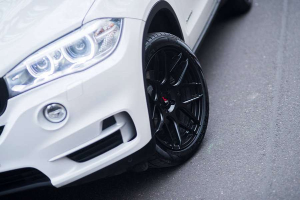 Alufelgi 18 cali 5x114/120 ET25 JAPAN RACING JR18
