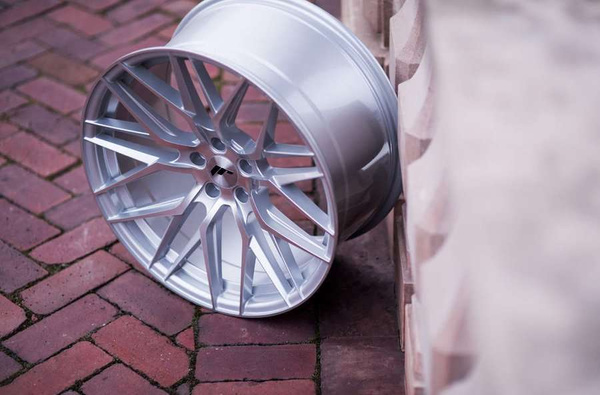 Alufelgi 18" 5x120 ET35 JR28 Silver