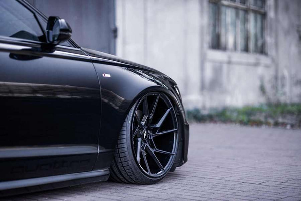 Alufelgi 20" BLANK ET40 JR33 Black