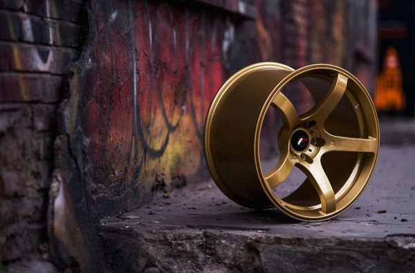 Alufelgi 18" 5x114.3 ET18 JR32 Gold