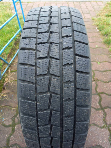 Opona używana 185/50R15 Dunlop Winter Max