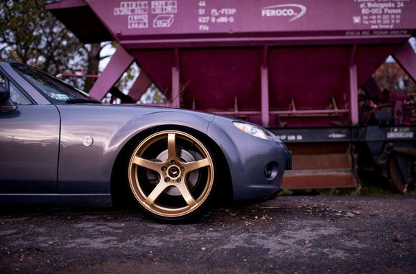 Alufelgi 18" 5x114.3 ET18 JR32 Gold