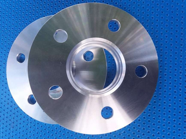 Dystanse 4x100 piasta 56,6 mm (2 szt.) komplet