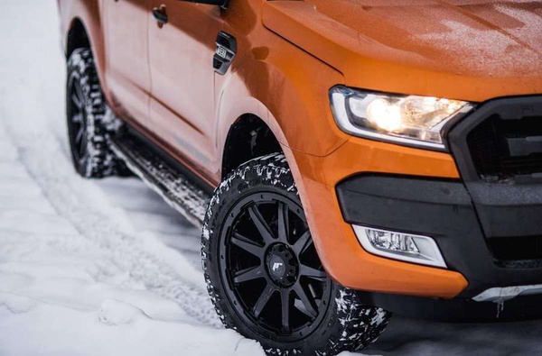 Alufelgi 18" 6x139.7 ET20 JRX3 Black