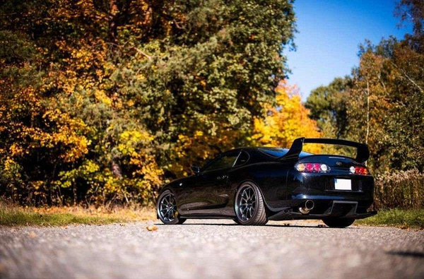 Alufelgi 18" 5x114.3 ET12 JR5 Hyper Black