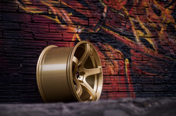 Alufelgi 18" 5x114.3 ET18 JR32 Gold
