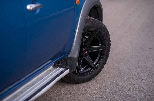 Alufelgi 18" 6x139.7 ET25 JRX6 Black