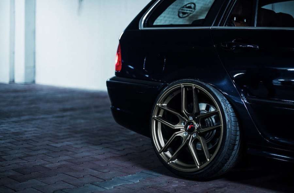 Alufelgi 20" BLANK ET20 - 40 JR25 Hyper Black
