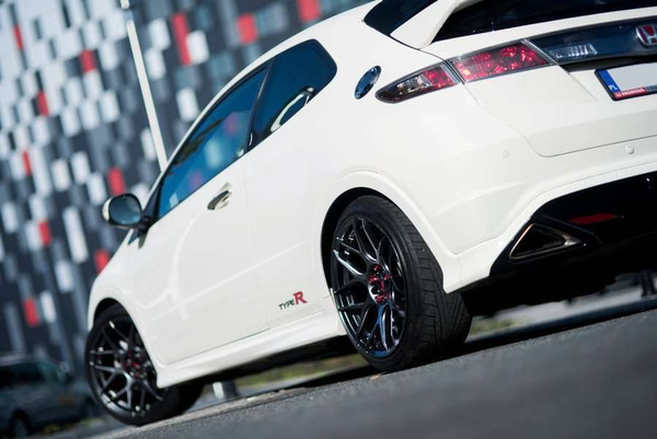 Alufelgi 18 cali 5x114/120 ET25 JAPAN RACING JR18